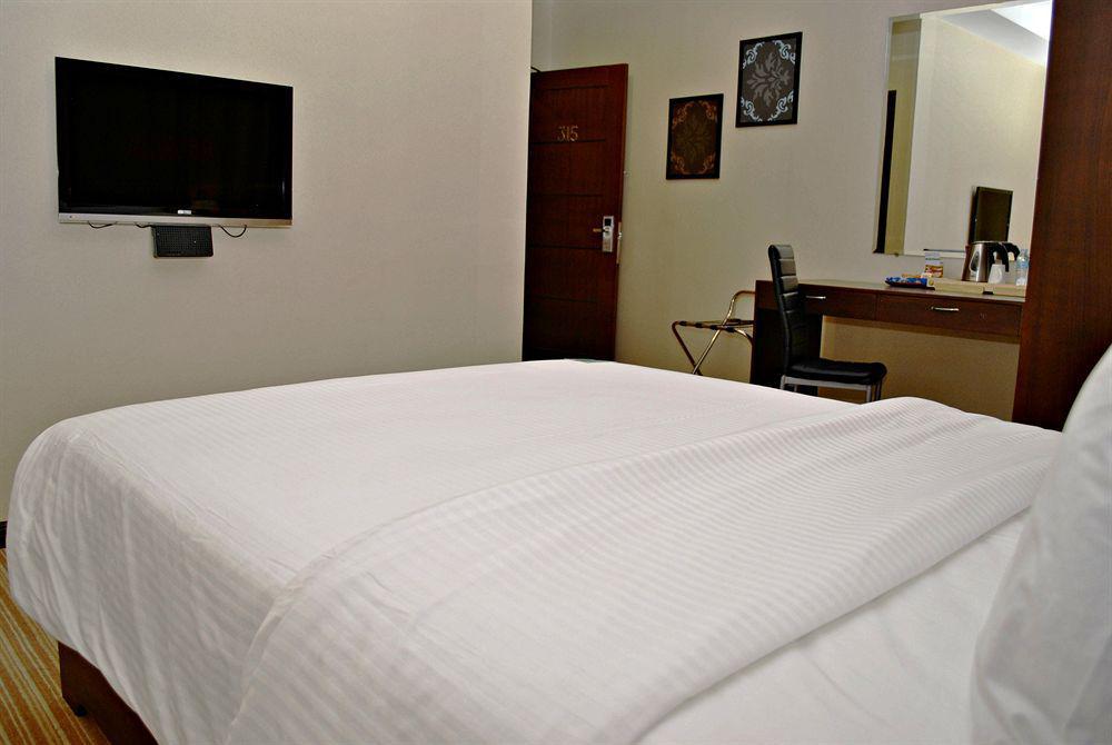 Orion Hotel Manila Ngoại thất bức ảnh